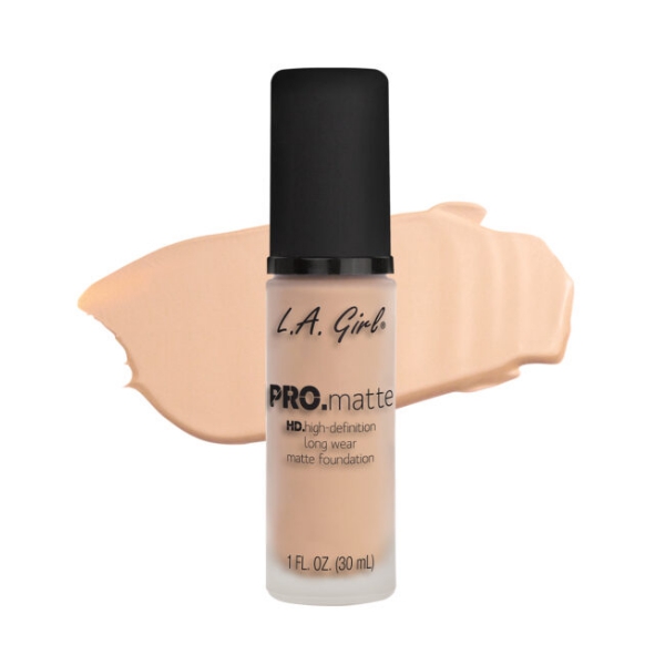 L.A.Girl Base Líquida Pro Matte Porcelain.