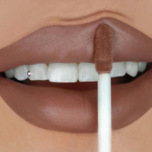 Beauty Creations Velvet Stay Lip Paint Tono Truffle 7Ml - Imagen 2