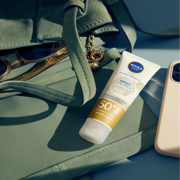 Nivea Fluido Antimanchas 50Fps 40Ml - Imagen 5