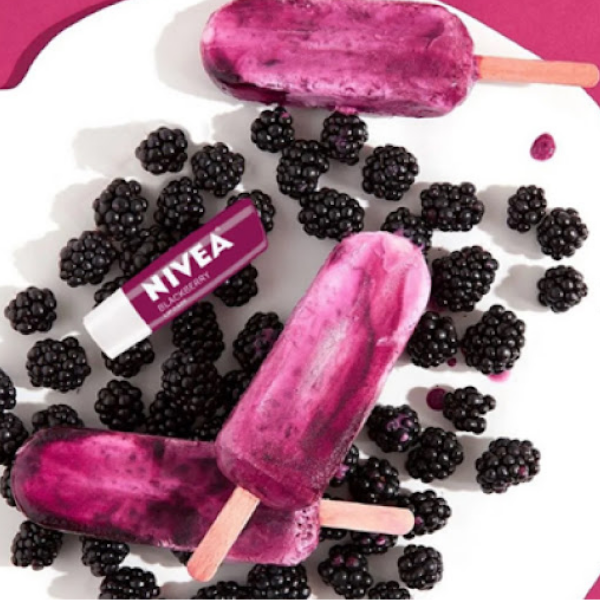 Nivea Labial Blackberry Shine 4.8Gr. - Imagen 2
