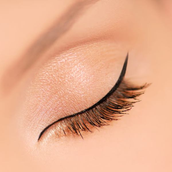 Valmy Delineador Líquido Para Ojos Waterproof Negro Matte - Imagen 4